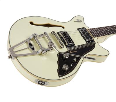 Duesenberg Starplayer Fullerton TV Double Cutaway Vintage White2