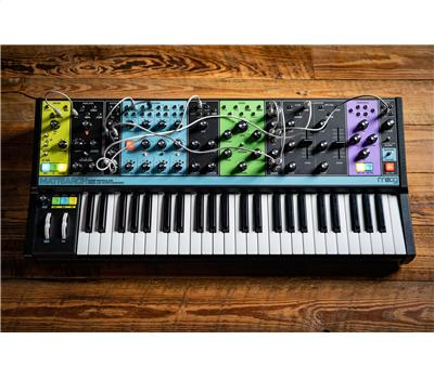Moog Matriarch