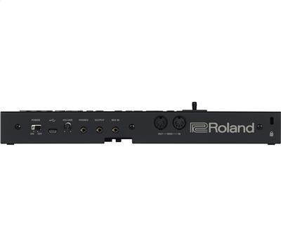 Roland D-05 Linear Synthesizer2