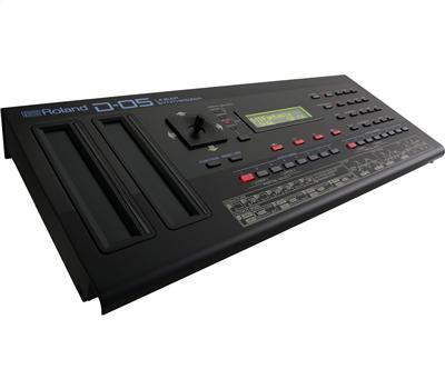Roland D-05 Linear Synthesizer3