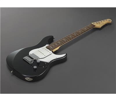Yamaha Pacifica Professional Palisander Griffbrett Black Metallic4