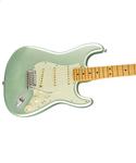 Fender American Professional II Stratocaster Maple Fingerboard Mystic Surf Green